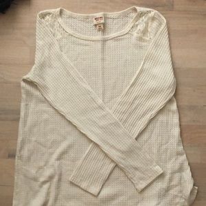 White comfortable long sleeve